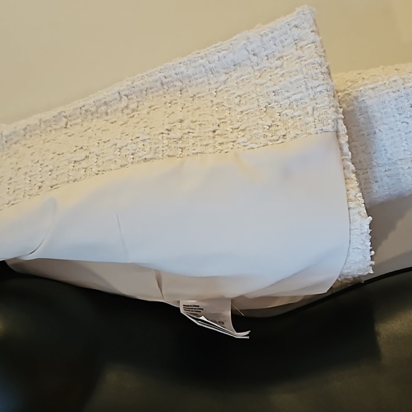 Chic H & M White Tweed Cropped Jacket - Picture 7 of 9